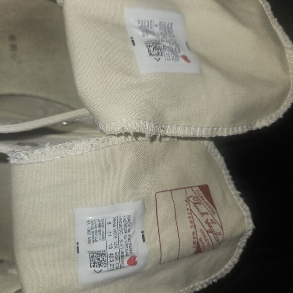Converse x Comme des Garçons PLAY Chuck 70 - Men’s Size 9 - Picture 7 of 7